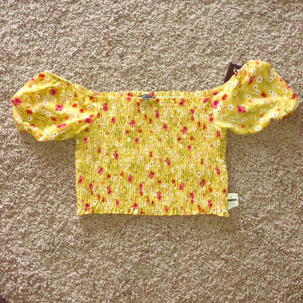 Off the shoulder Crop top
